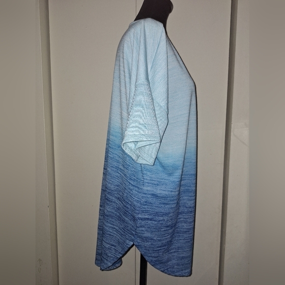 Simply Styled Top - Picture 3 of 4